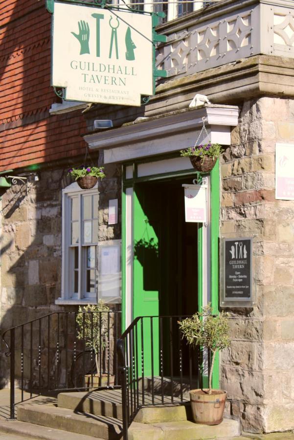 Guildhall Tavern Hotel & Restaurant Denbigh Exterior photo